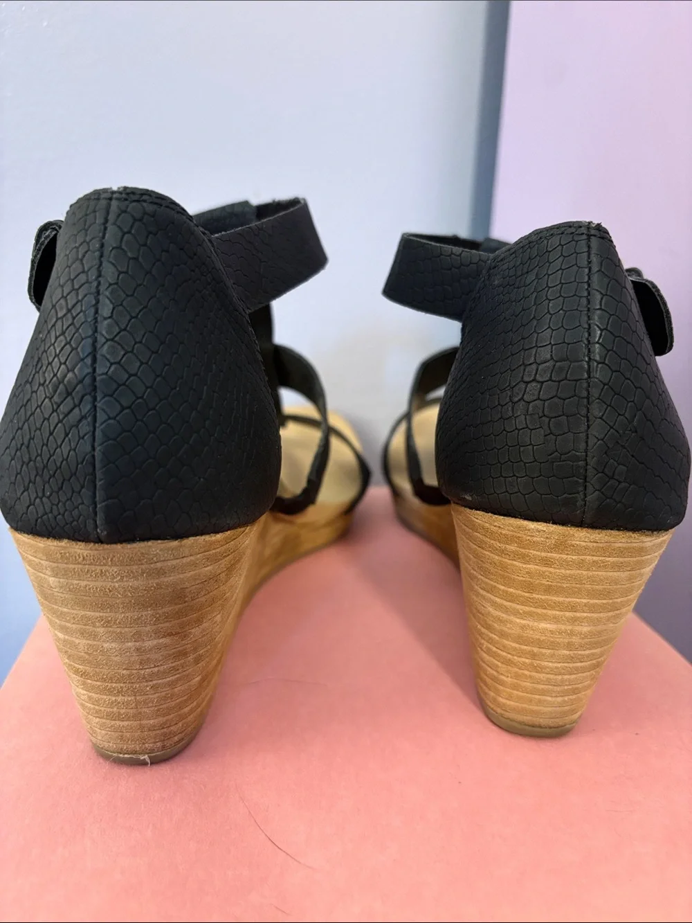 Dr. Scholl's Black Strappy Wedge Sandals with Wood-Tone Heel